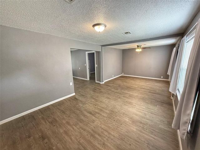 1215 Carol Drive, Shawnee, OK 74804