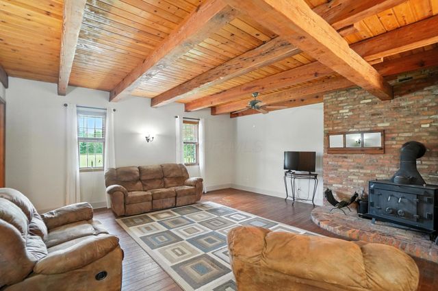 7543 Palmer Road, Pataskala, OH 43062