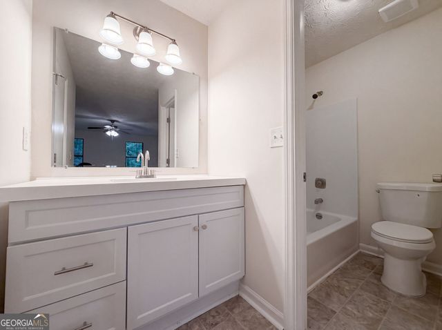 670 Marsh Court, Jonesboro, GA 30238