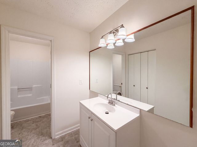 670 Marsh Court, Jonesboro, GA 30238