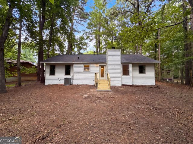 670 Marsh Court, Jonesboro, GA 30238