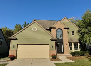 3956 Highlander Way, Ann Arbor, MI 48108