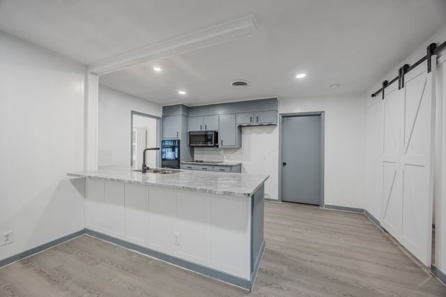 6021 Wester Avenue, Fort Worth, TX 76133