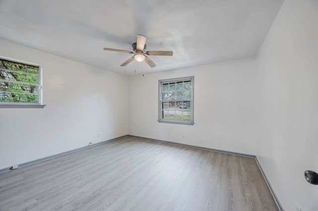 6021 Wester Avenue, Fort Worth, TX 76133