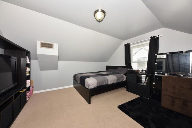 3137 S 19th STREET, Milwaukee, WI 53215