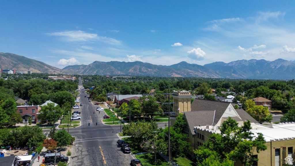 Image 6 of property listing at 462 E 700 S, Salt Lake City, UT 84111