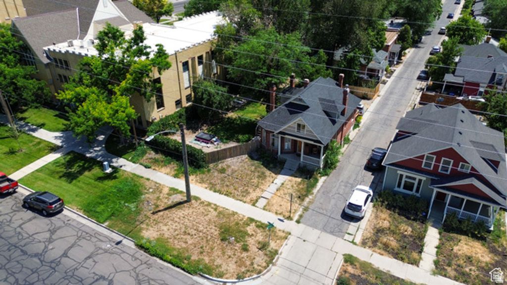 Image 9 of property listing at 462 E 700 S, Salt Lake City, UT 84111
