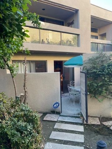 487 Village Square W., Palm Springs, CA 92262