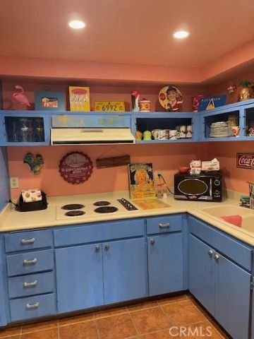 487 Village Square W., Palm Springs, CA 92262