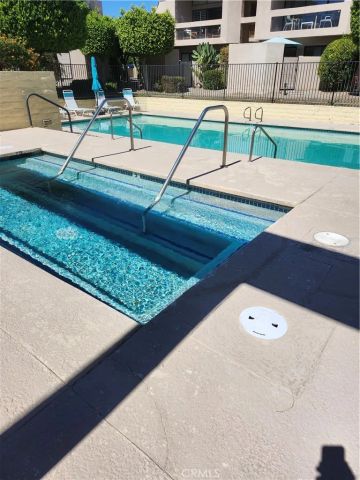 487 Village Square W., Palm Springs, CA 92262