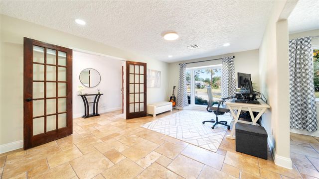 1107 Shorewood Drive, Taylor Lake Village, TX 77586