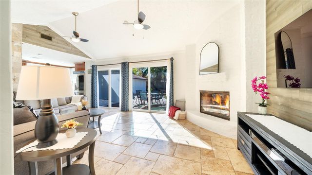 1107 Shorewood Drive, Taylor Lake Village, TX 77586