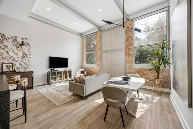 1312 Live Oak Street 107, Houston, TX 77003