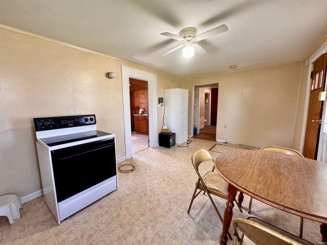 9136 W 500 S, Jamestown, IN 46147