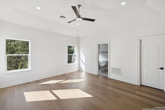 207 Box Oak, Shavano Park, TX 78230