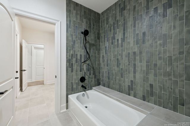 207 Box Oak, Shavano Park, TX 78230