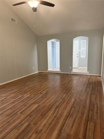 2019 Redwood Street, Kemah, TX 77565