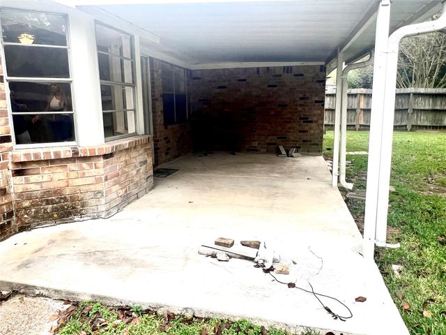 2019 Redwood Street, Kemah, TX 77565