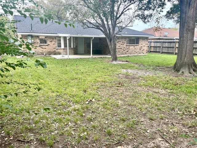 2019 Redwood Street, Kemah, TX 77565