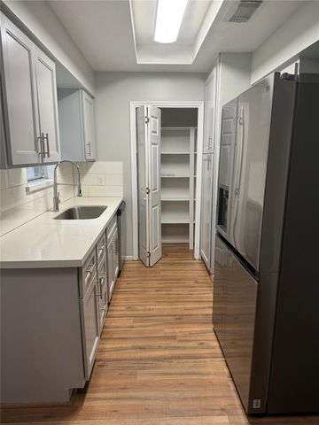 2019 Redwood Street, Kemah, TX 77565