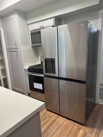 2019 Redwood Street, Kemah, TX 77565