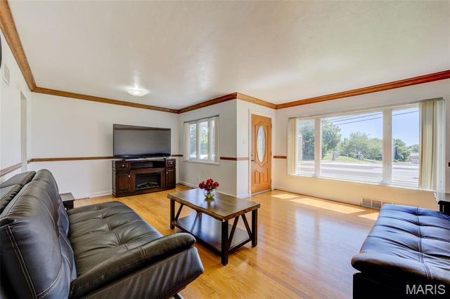 8351 S Laclede Station Road, Unincorporated, MO 63123