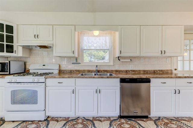8351 S Laclede Station Road, Unincorporated, MO 63123