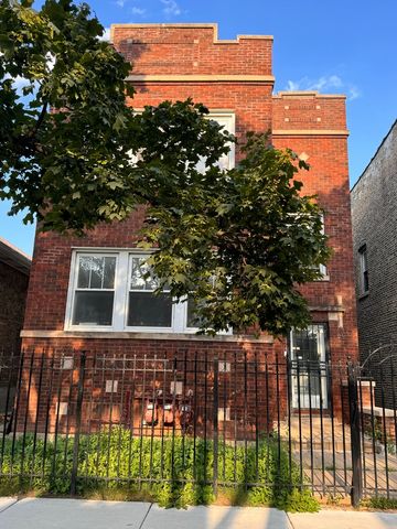6113 S Sacramento Avenue, Chicago, IL 60629