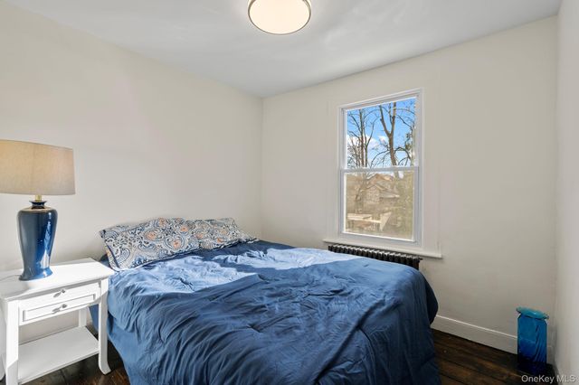 10 Albertson Street, Hyde Park, NY 12538