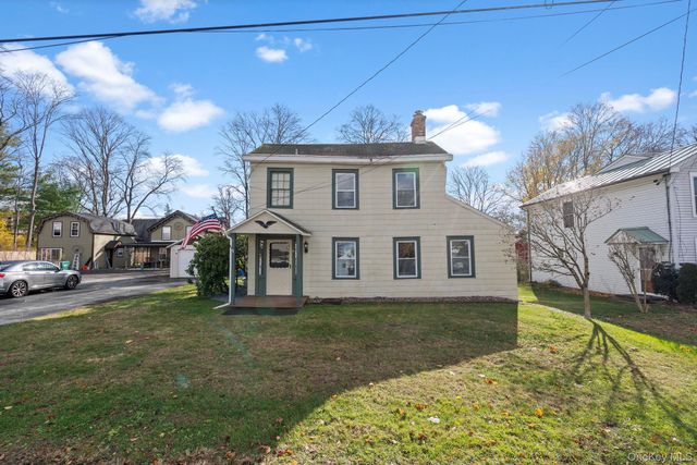 10 Albertson Street, Hyde Park, NY 12538