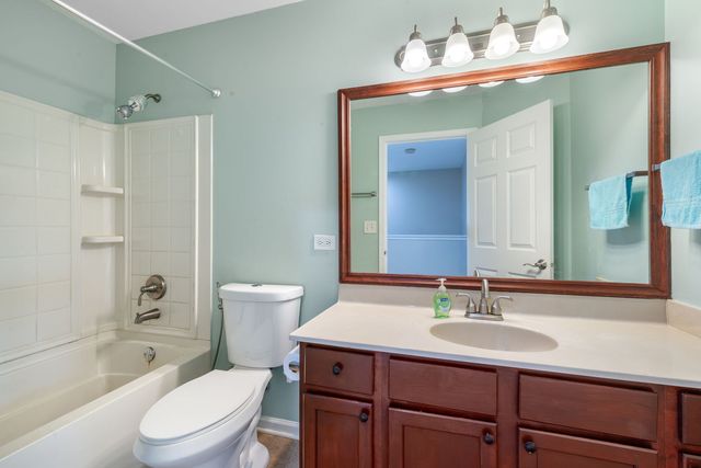 3443 BRADBURY Circle, Aurora, IL 60504