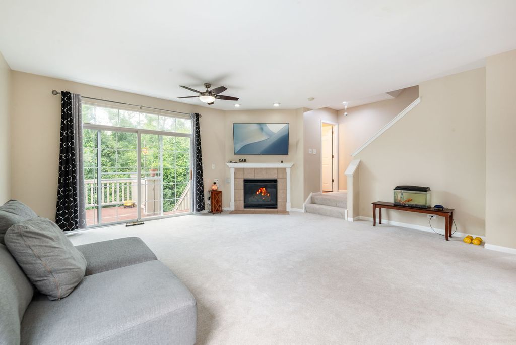 3443 BRADBURY Circle, Aurora, IL 60504 — photo 4