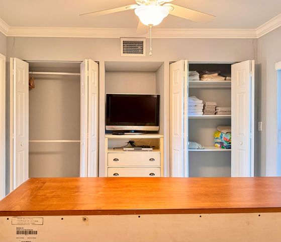 242 Coventry K, West Palm Beach, FL 33417