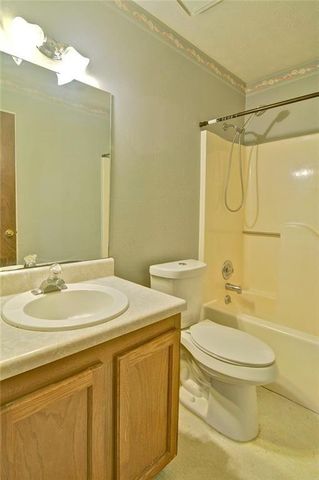 5653 Waterford Court, Morrow, GA 30260
