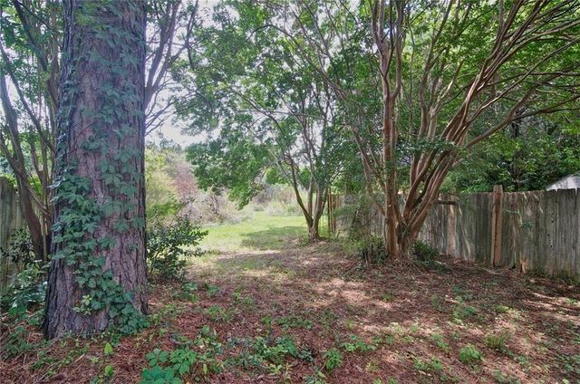 5653 Waterford Court, Morrow, GA 30260