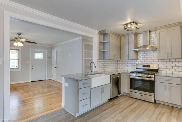 1405 Baychester AVE, Norfolk, VA 23503