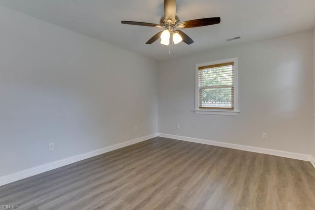 1405 Baychester AVE, Norfolk, VA 23503