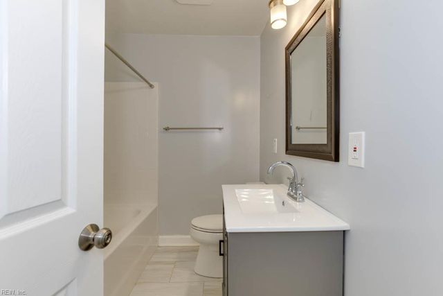 1405 Baychester AVE, Norfolk, VA 23503