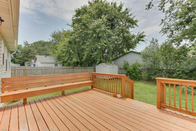 1405 Baychester AVE, Norfolk, VA 23503