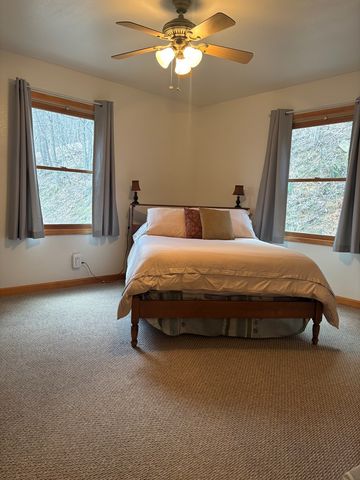 380 Buck Ridge Drive, Murphy, NC 28906