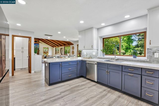 1977 Altair Ave, Livermore, CA 94550