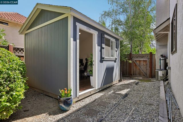 1977 Altair Ave, Livermore, CA 94550