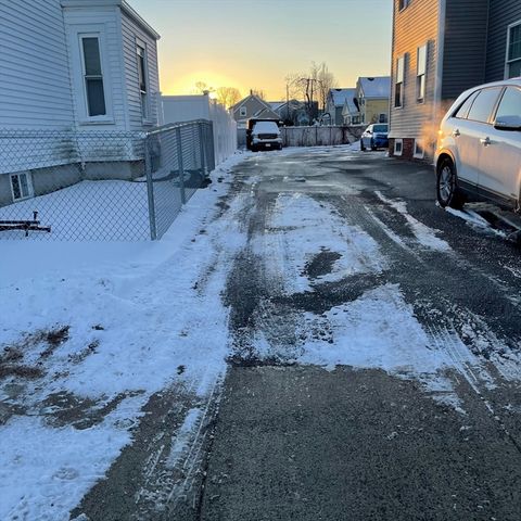 128 Empire St 3, Lynn, MA 01902