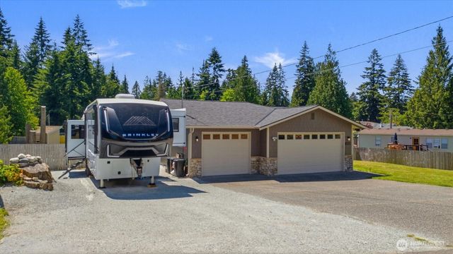 8102 323rd Place, Stanwood, WA 98292