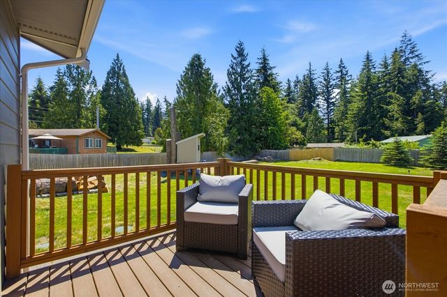 8102 323rd Place, Stanwood, WA 98292