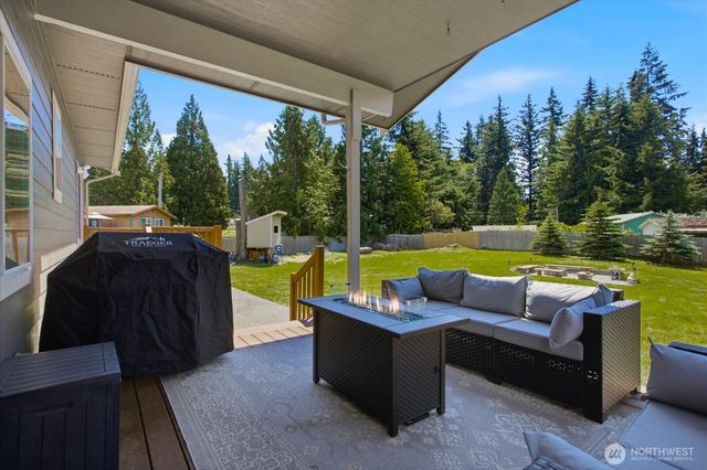 8102 323rd Place, Stanwood, WA 98292