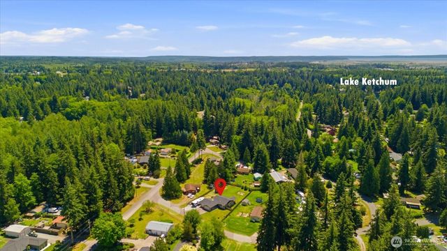 8102 323rd Place, Stanwood, WA 98292