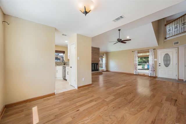 1028 Colony Street, Flower Mound, TX 75028
