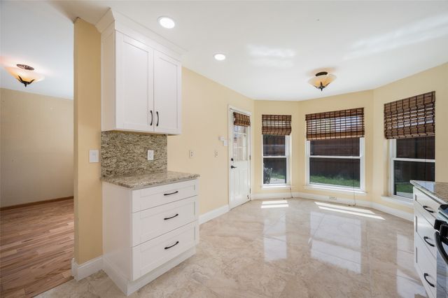 1028 Colony Street, Flower Mound, TX 75028