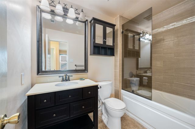 1028 Colony Street, Flower Mound, TX 75028